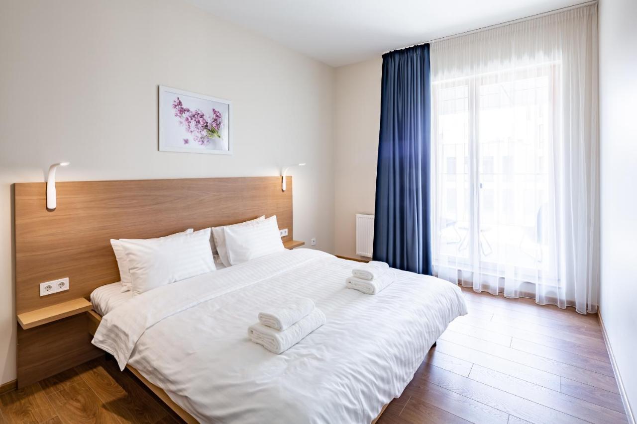 Новобудова В Центрі Львова Apartment Exterior photo