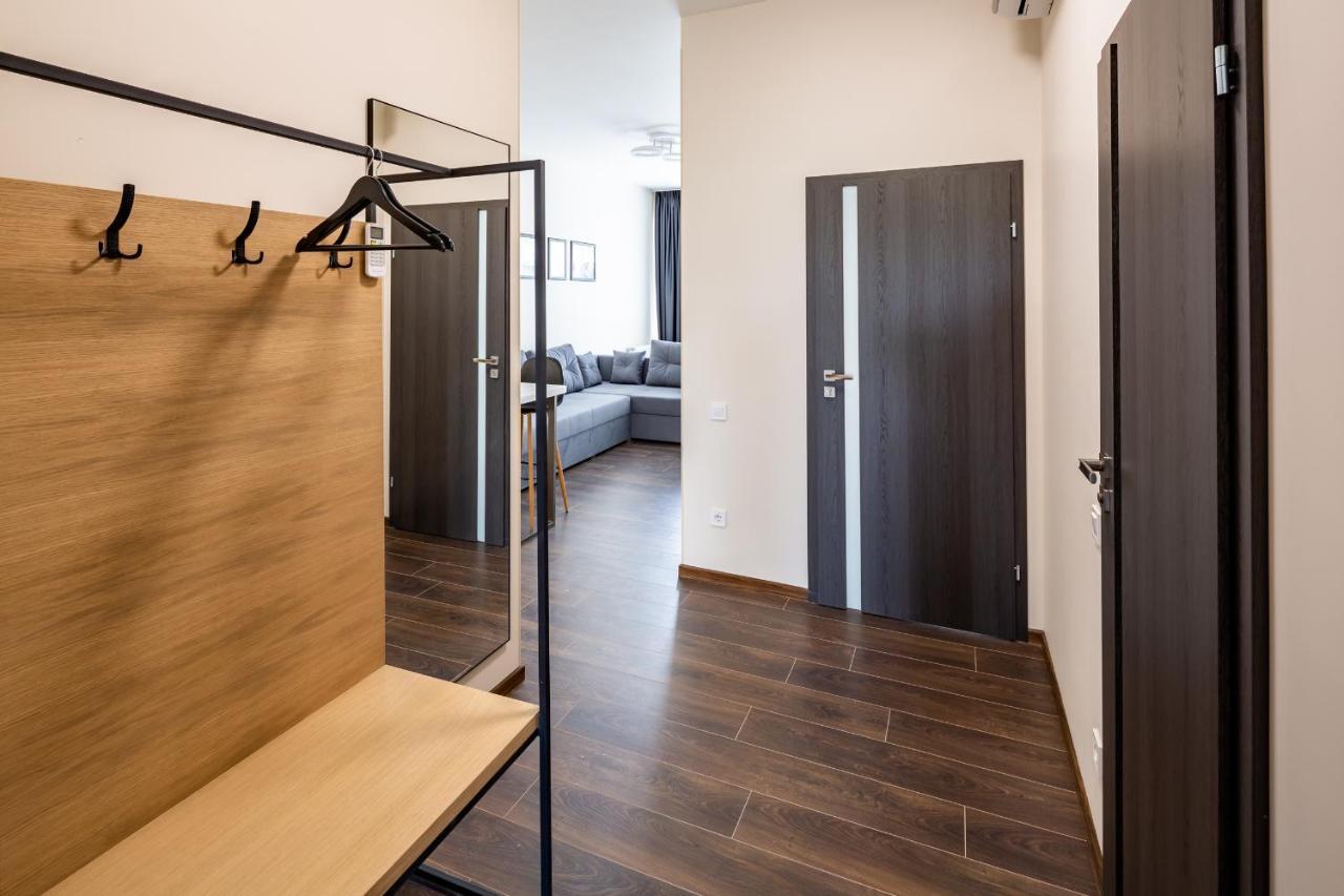 Новобудова В Центрі Львова Apartment Exterior photo