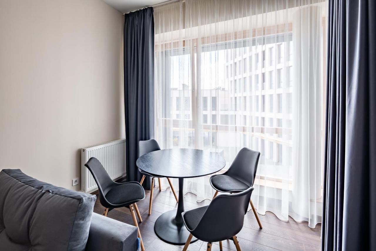 Новобудова В Центрі Львова Apartment Exterior photo