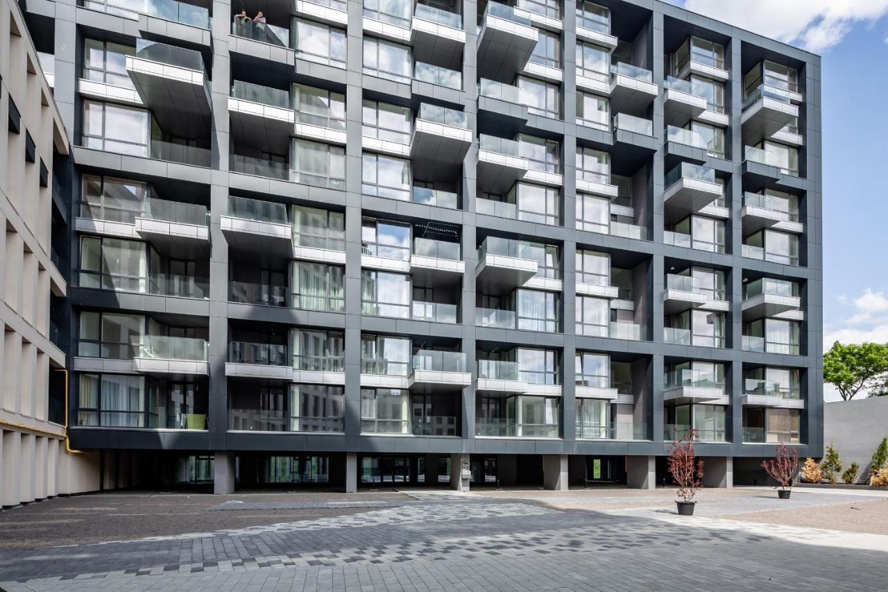 Новобудова В Центрі Львова Apartment Exterior photo