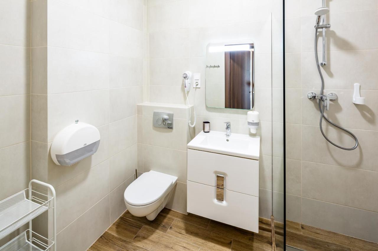 Новобудова В Центрі Львова Apartment Exterior photo