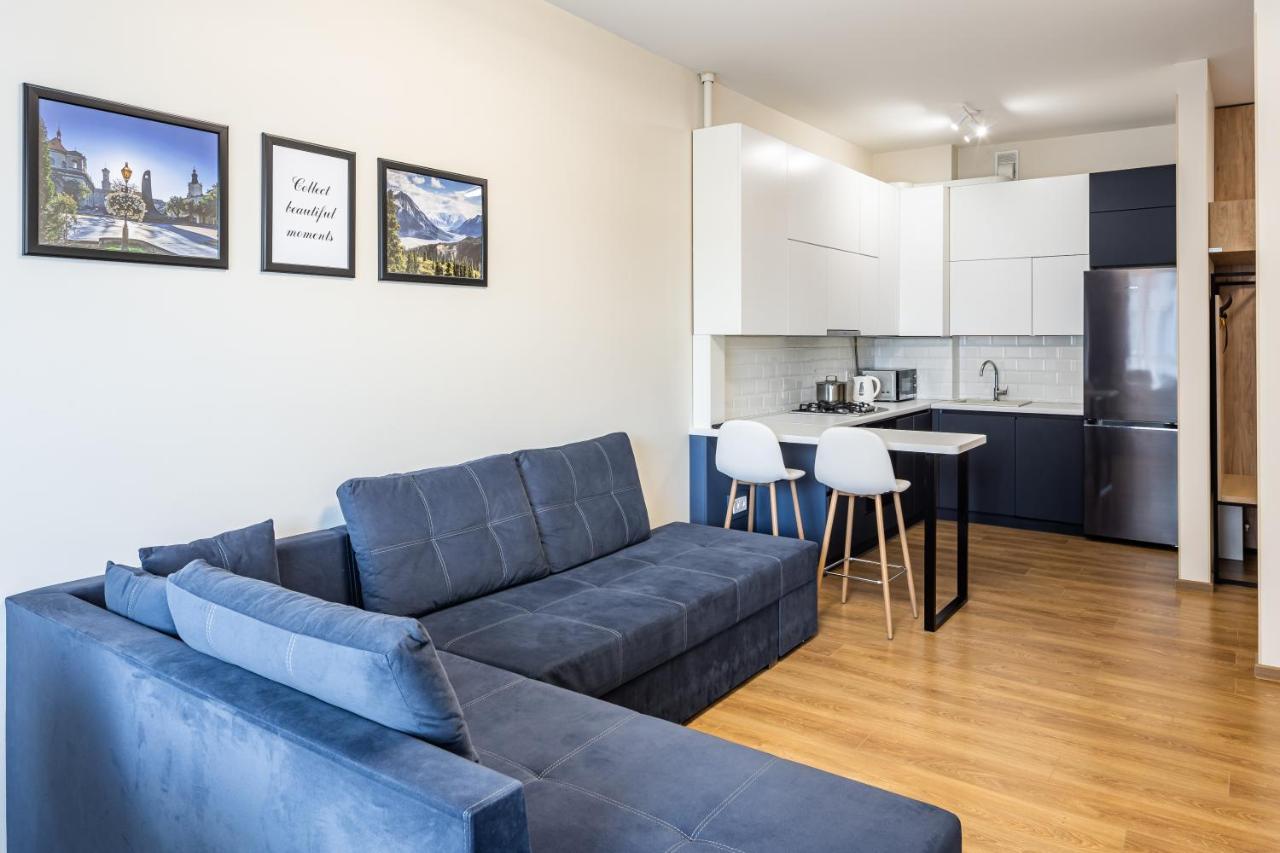 Новобудова В Центрі Львова Apartment Exterior photo